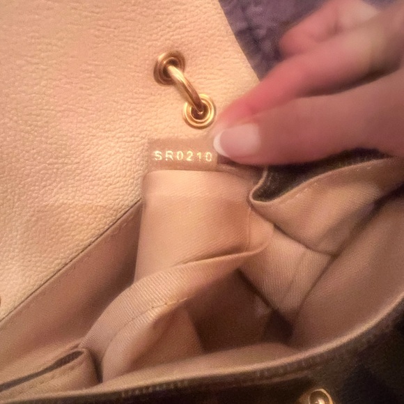 Authentic Louis Vuitton Clapton backpack - Damier Ebene, Beige Leather - Picture 16 of 16